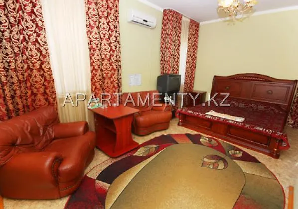 Akzhol Hotel 아스타나 0*,
