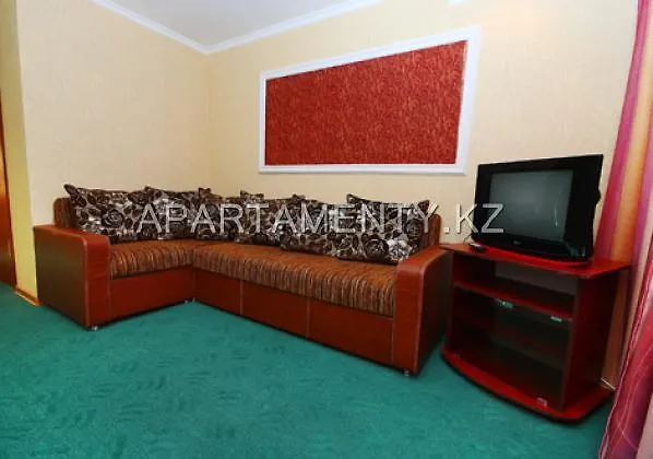 Akzhol Hotel 아스타나